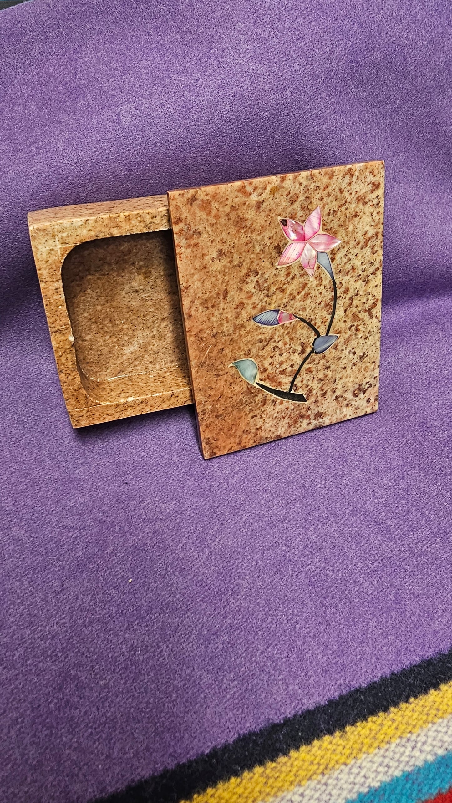 Inlayed Soapstone Ring Trinket Box Lilly