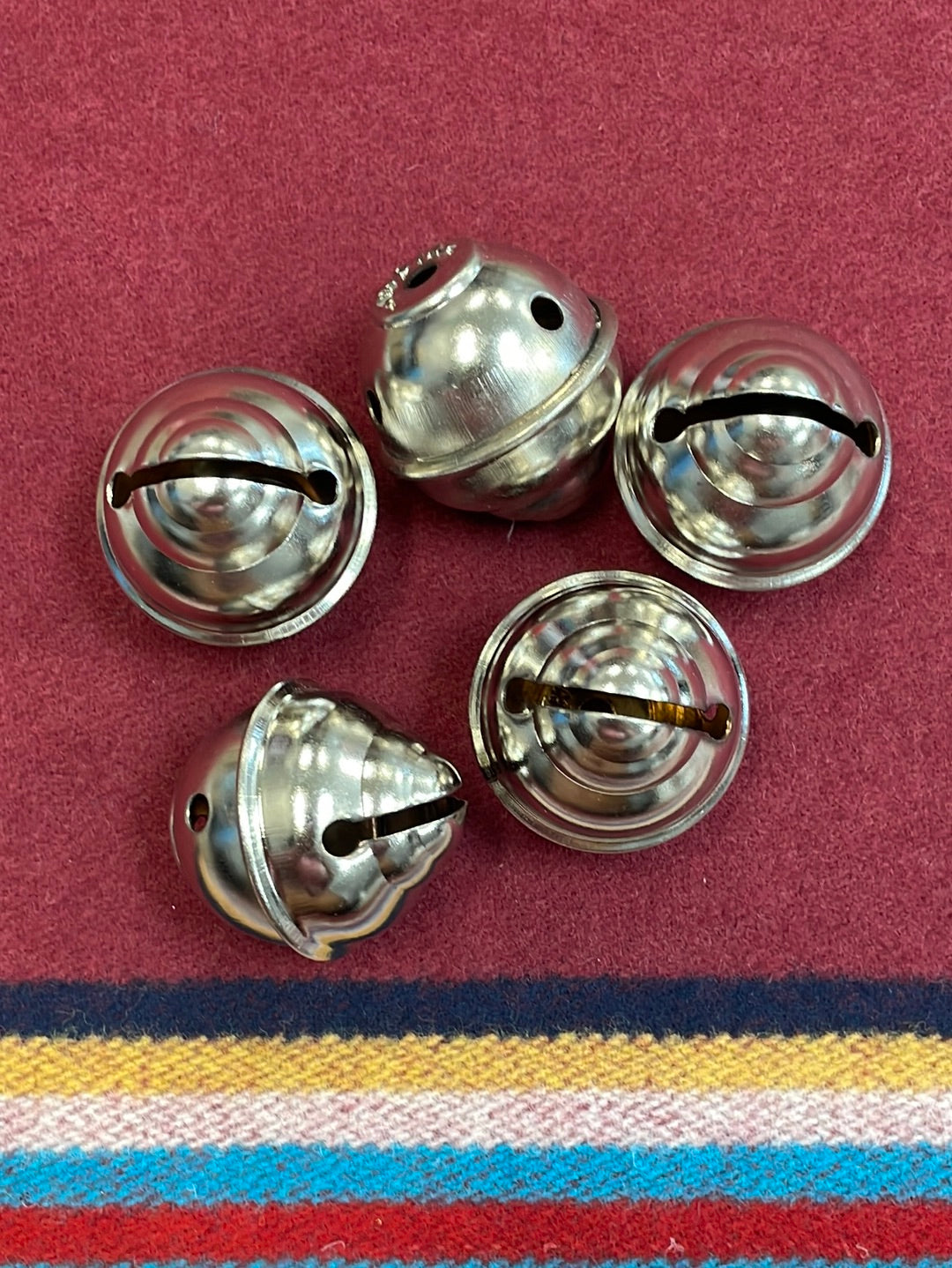 Sleigh bells W/ Hole 1.25"