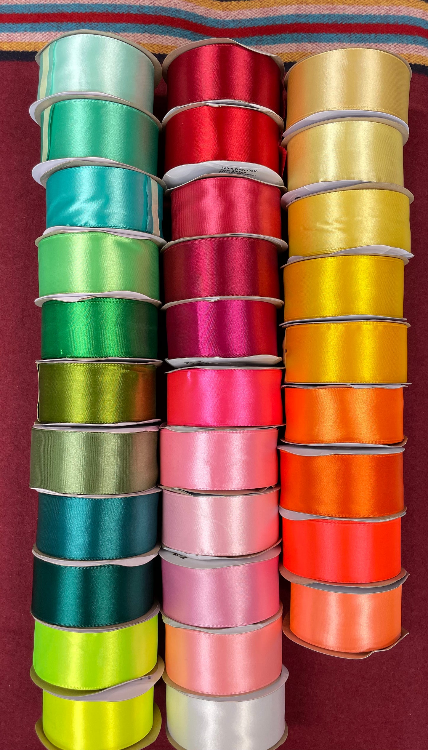 Teton Satin Ribbon, 25-yc
spools, 1.5"
.75"
$10.00