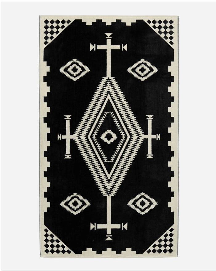 Pendleton Oversized Jacquard Spa Towel Los Lunas