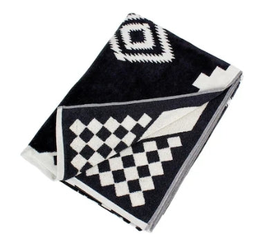 Pendleton Oversized Jacquard Spa Towel Los Lunas