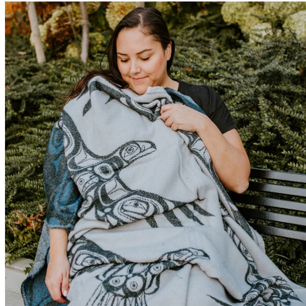 Woven Blanket "Soring Eagle"