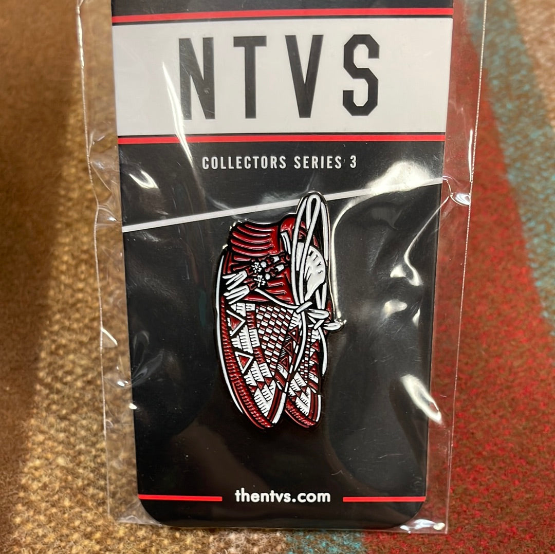Kicks Pin