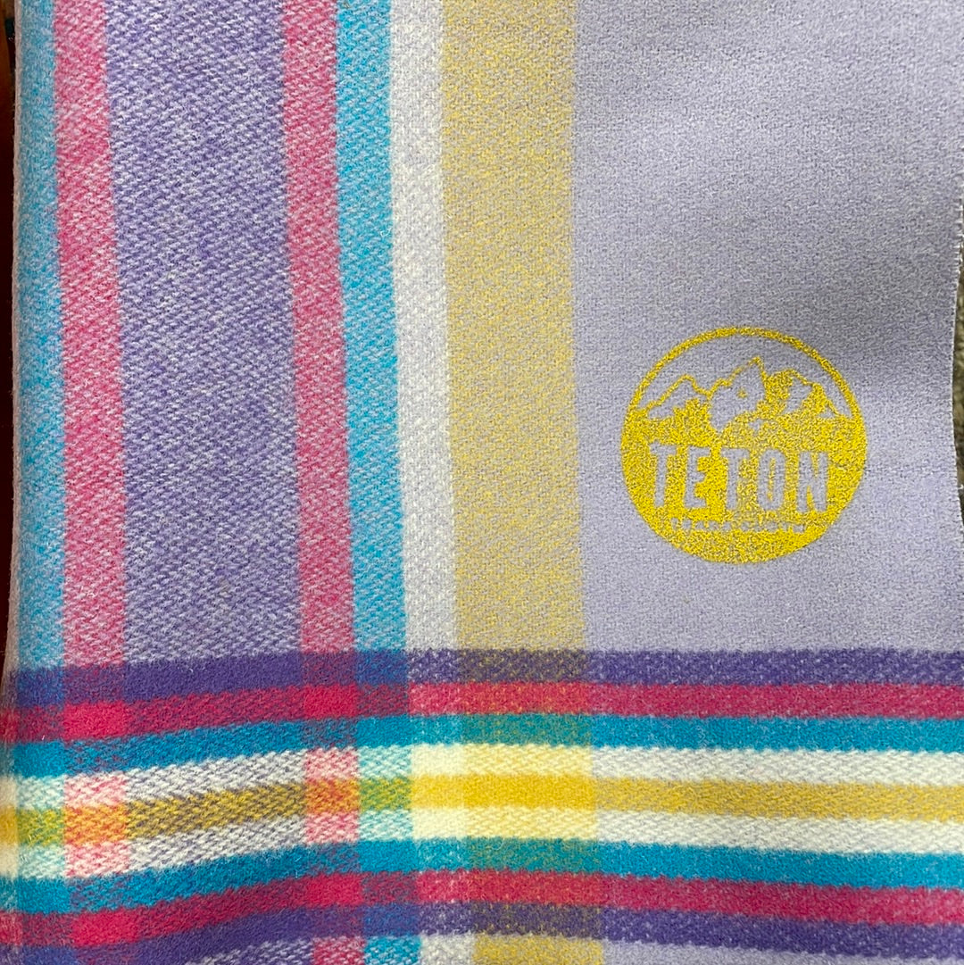 Ten Band Four Way Blanket Lavender