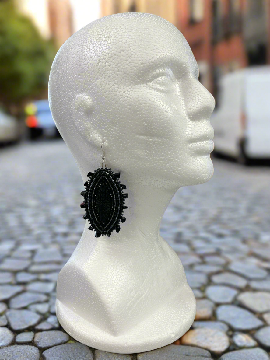 Beaded Cabochon Earrings Black