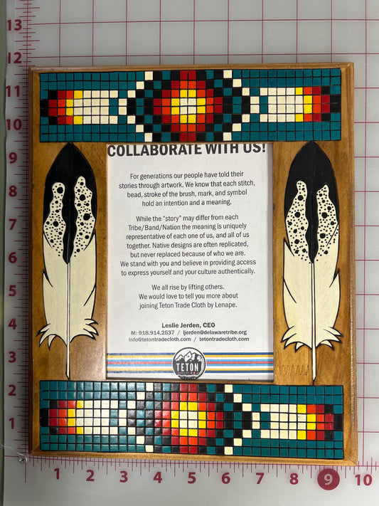 Picture Frame Lrg W/ Feathers