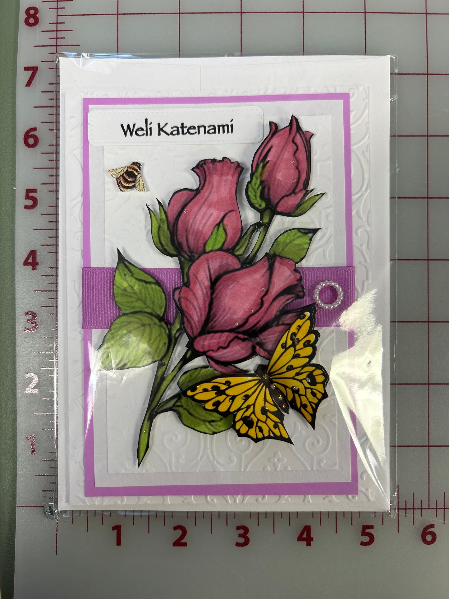 Wëlí katënamí Happy Birthday Card “Rose Buds”