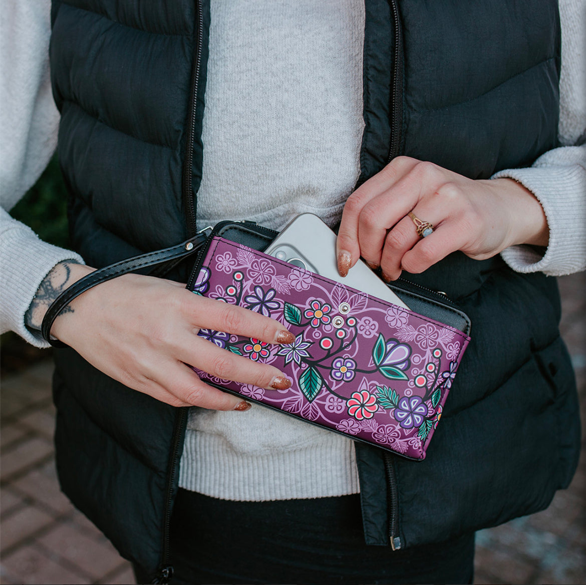 Smartphone Crossbody Bag - Ojibwe Florals