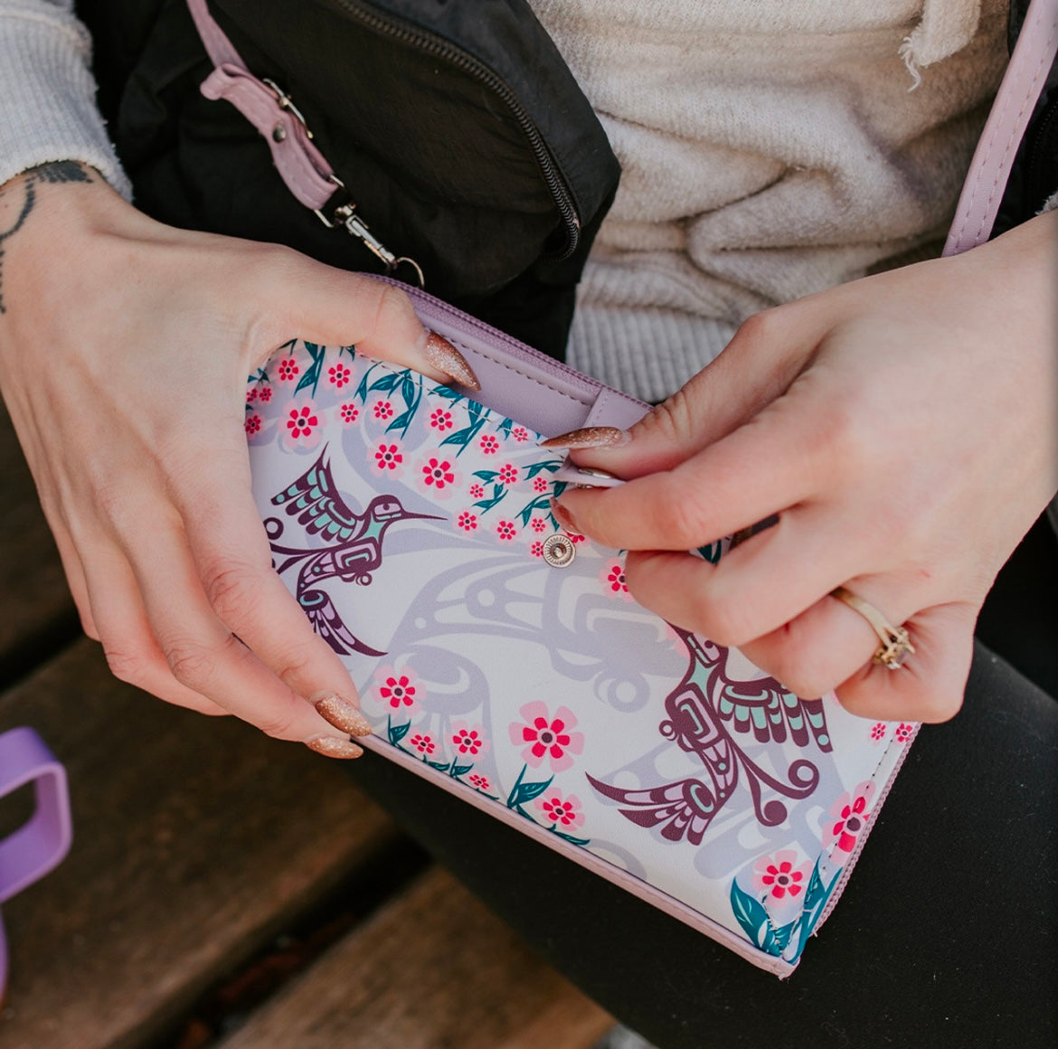 Smartphone Crossbody Bag - Hummingbird